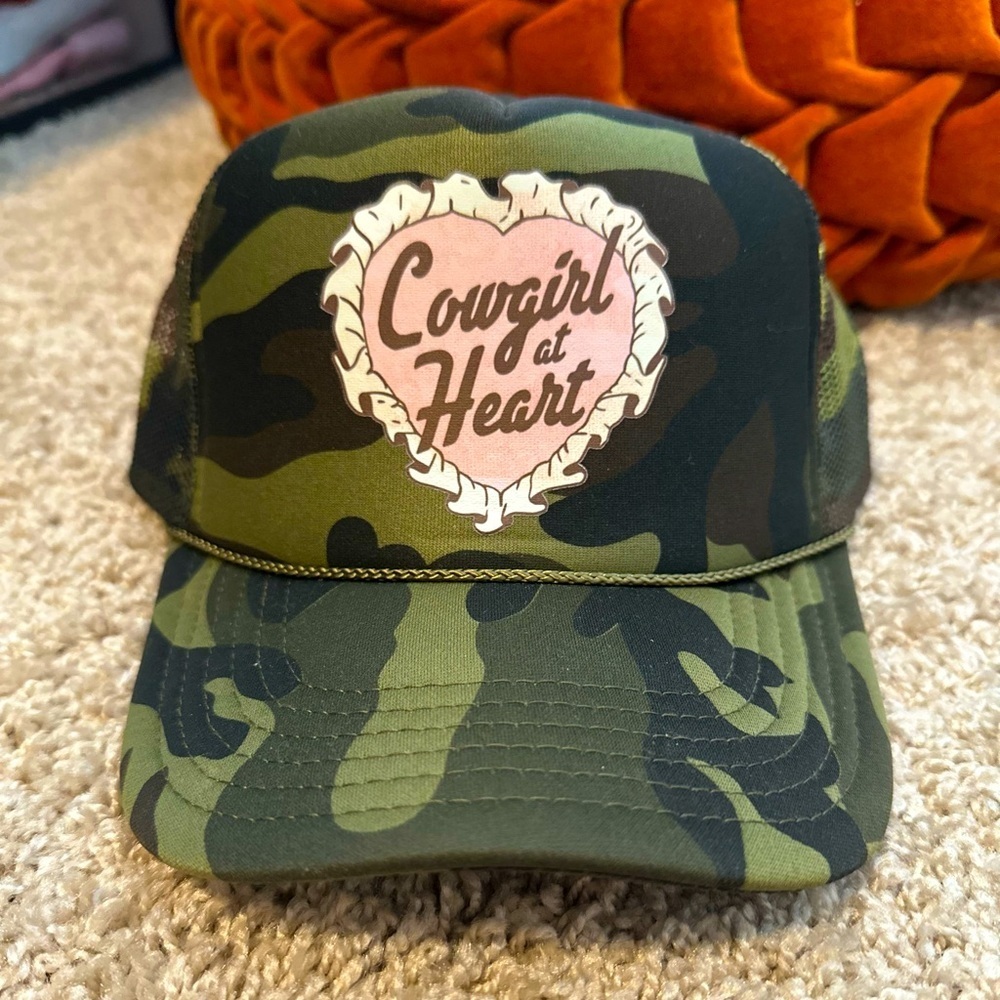 Camouflage 'Cowgirl at Heart' Trucker Hat brand new never worn - Picture 1 of 3